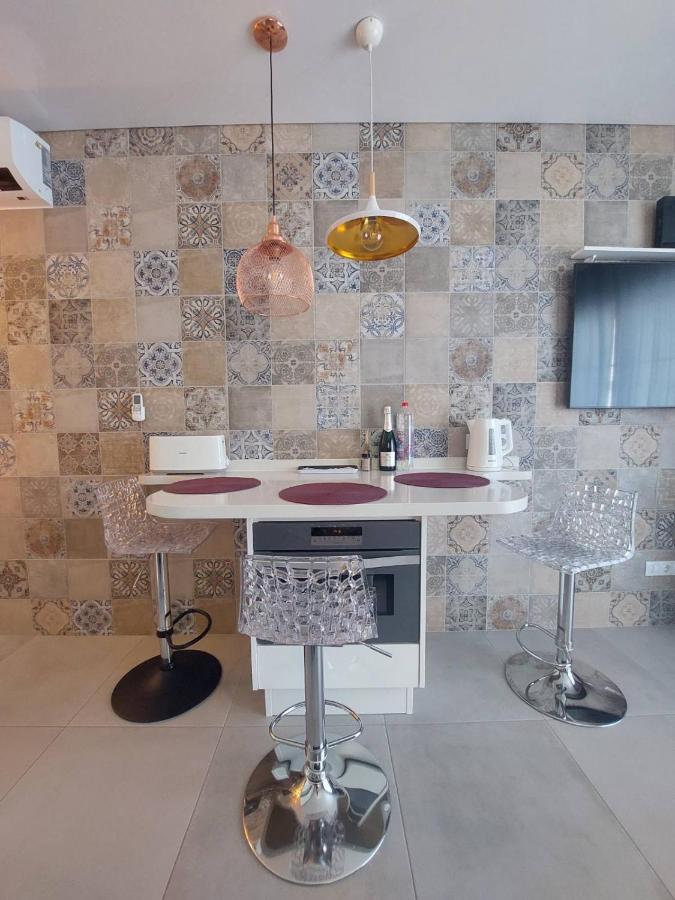 Orlando Luxury Apartament Адехе Экстерьер фото